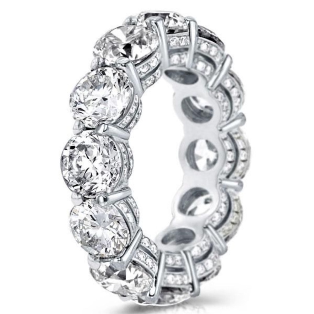 NWT Italo Dazzling Silver Crystal Band